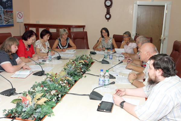 Обговорено проект Концепції підвищення престижності праці