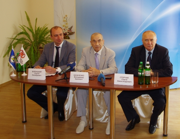 С праздником, металлурги и горняки!