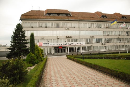   З ІНІЦІАТИВИ ФСК “НАФТОХІМІК”