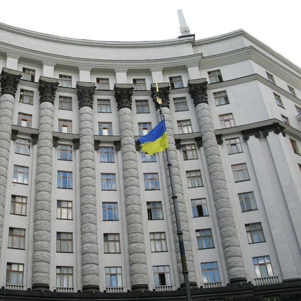 Уряд затвердить графік ліквідації заборгованості соціальних виплат 