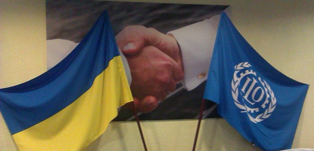 Не допускати поширення дискримінації при прийомі на роботу!