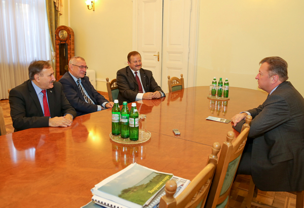 Голова ФПУ Юрій Кулик зустрівся з керівником виконавчої влади Львівщини Віктором Шемчуком