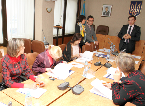 В рамках Проекту ЄС-МОП «Моніторинг та оцінка прогресу з гідної праці»  Україна стала пілотною країною з розробки національного профілю Гідної праці