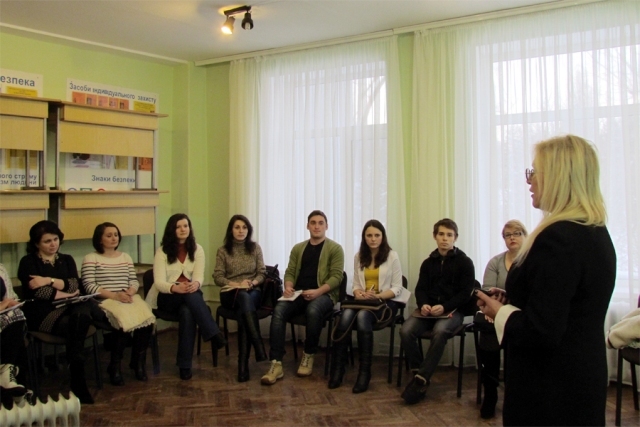 В Чернігівському НМЦ профспілок завершили свою роботу навчальні школи