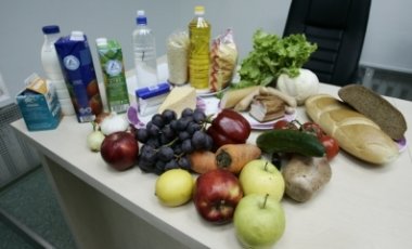 На доручення Кабінету Міністрів України центральними органами виконавчої влади опрацьовано звернення профспілок щодо посилення контролю у сфері ціноутворення на соціально важливі товари та послуги 