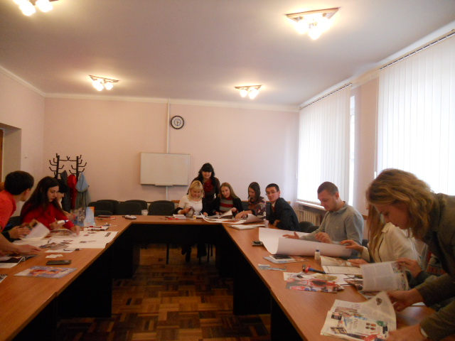 Засідання молодіжної ради 17.10.14 022