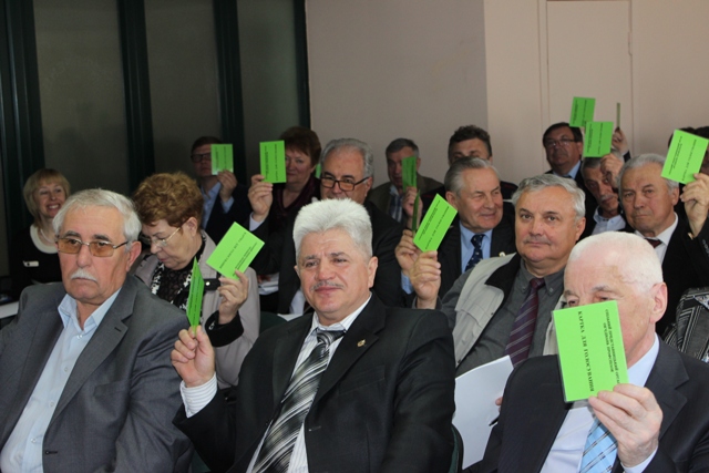 Профспілки вступили в колективний трудовий спір з Урядом та роботодавцями