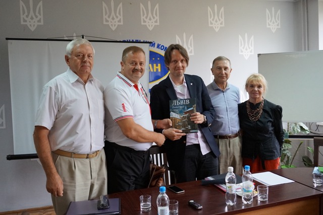 Дансько-український проект: засідання Керівного комітету та  розширення діяльності через регіональні заходи