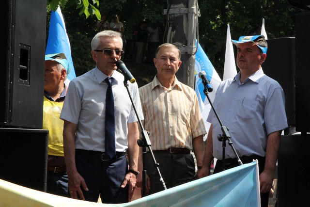 ГОВОРЯТЬ УЧАСНИКИ ПІКЕТУ. Анатолій Широков: бюджетники не стали жити краще 