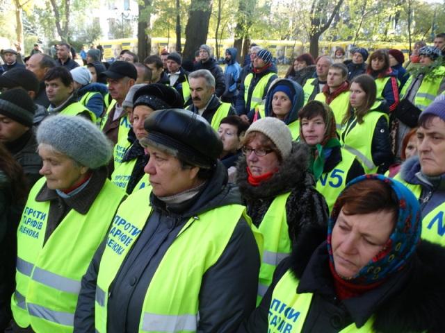 «МАЙДАН ПРОСТИХ ЛЮДЕЙ» ПІДТРИМАЛИ «СВОБОДА», «НАРОДНИЙ КОНТРОЛЬ», ОЧІКУЮТЬ НА «БАТЬКІВЩИНУ» ТА «САМОПОМІЧ»