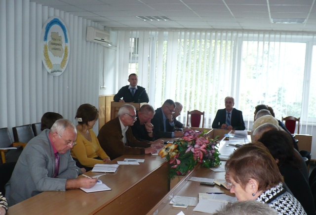 Здійснення громадського контролю за створенням безпечних і нешкідливих мов праці