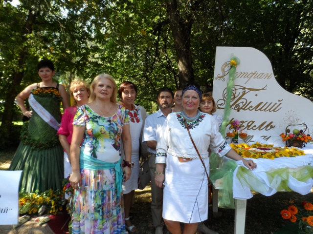 Профспілки стали першими в конкурсі квітів у Луцьку