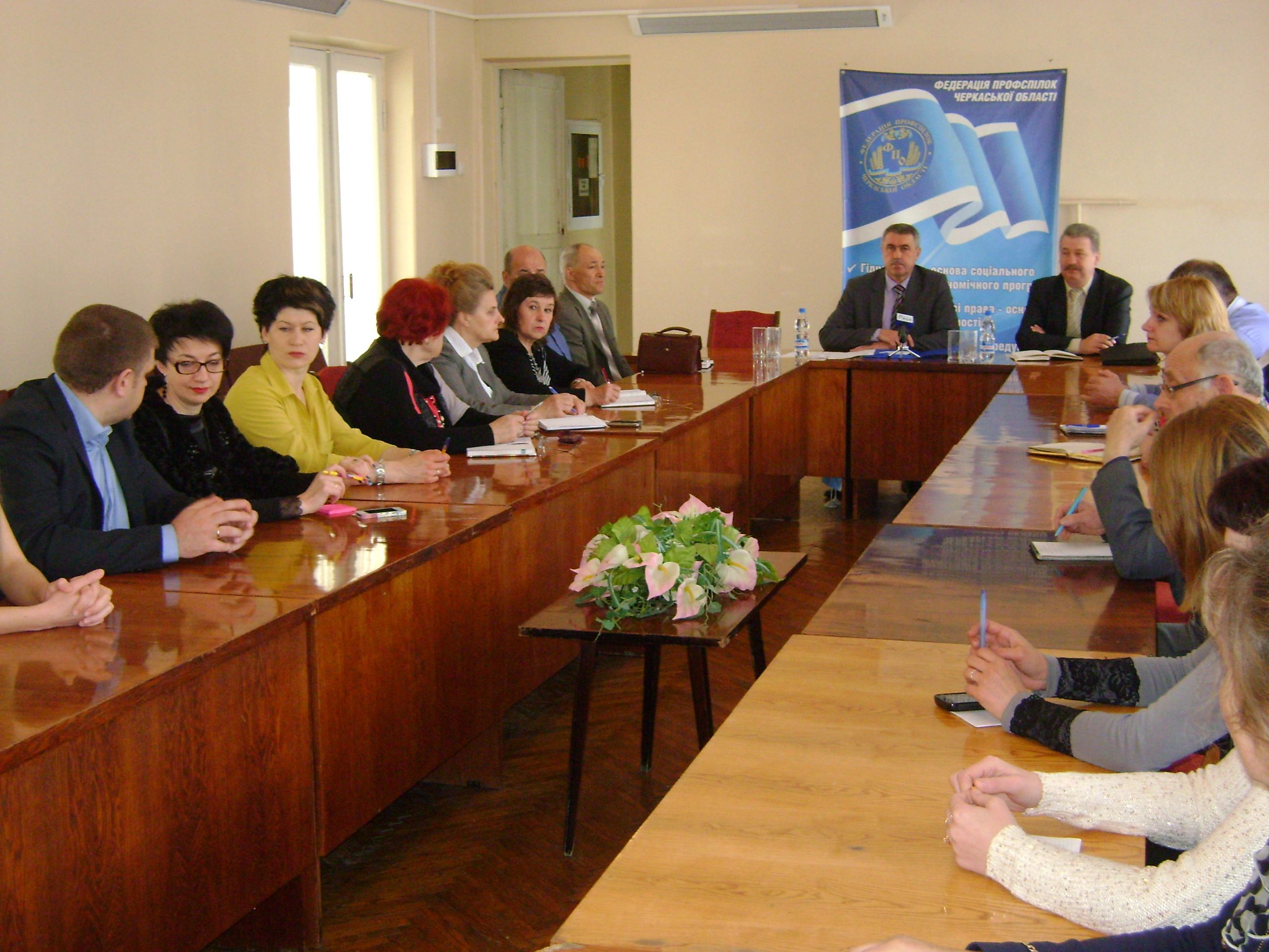  У Черкасах відбулися збори представників навчальних закладів професійно-технічної освіти обласного центру, профспілкових та студентських організацій