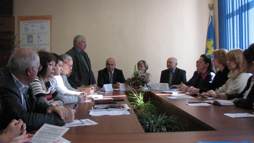 ПРОФСПІЛКИ ХАРКІВЩИНИ, ГУ ДЕРЖПРАЦІ У ХАРКІВСЬКІЙ ОБЛАСТІ, ВІДДІЛЕННЯ НСПП У ХАРКІВСЬКІЙ ОБЛАСТІ, ХАРКІВСЬКИЙ ОБЛАСНИЙ ЦЕНТР ЗАЙНЯТОСТІ: НОВІ ФОРМИ ВЗАЄМОДІЇ