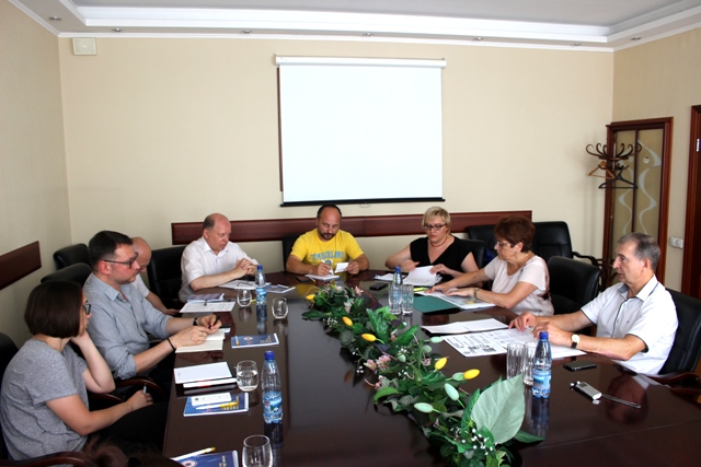 ПОЗИЦІЯ ПРОФСПІЛОК. Медичній реформі – ефективність, прозорість, соціальну наповненість   