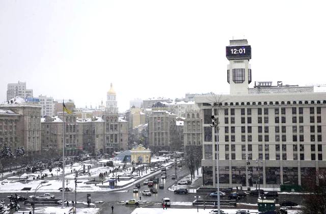 ГАРНА НОВИНА. На відреставрованому Будинку профспілок запускають новий годинник  