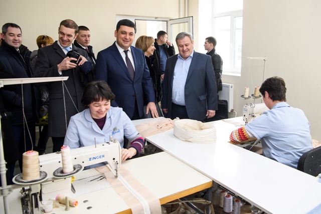 Глава Уряду: 2018-й буде роком подальшого зростання економіки, розвитку промисловості і зростання доходів громадян
