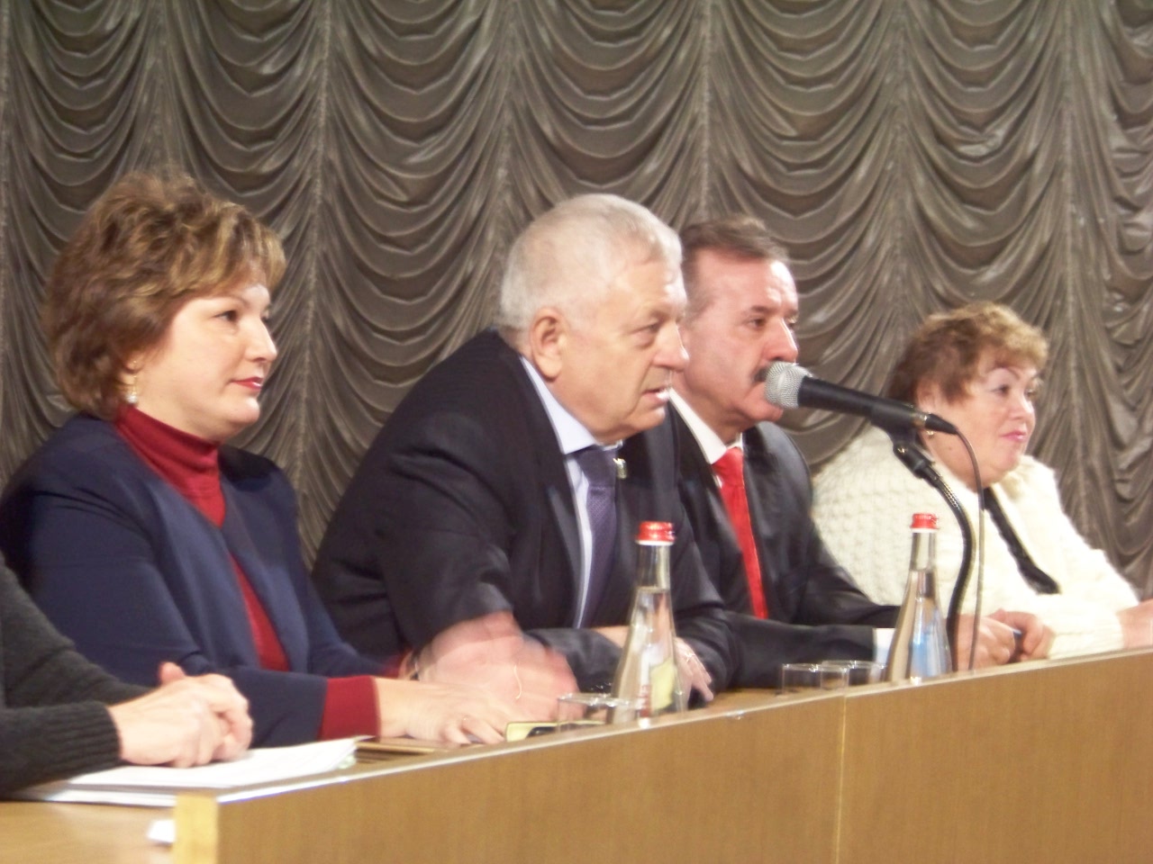 ЗМІЦНЮВАТИ  ФІНАНСОВУ  БАЗУ ПРОФСПІЛОК