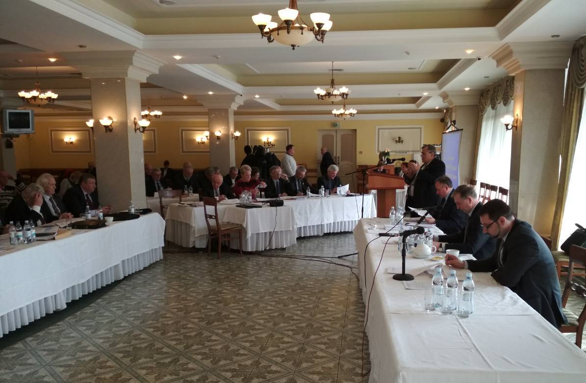 ЗАСІДАННЯ ПРЕЗИДІЇ ФПУ. Відповідати викликам часу, очікуванням людей праці  