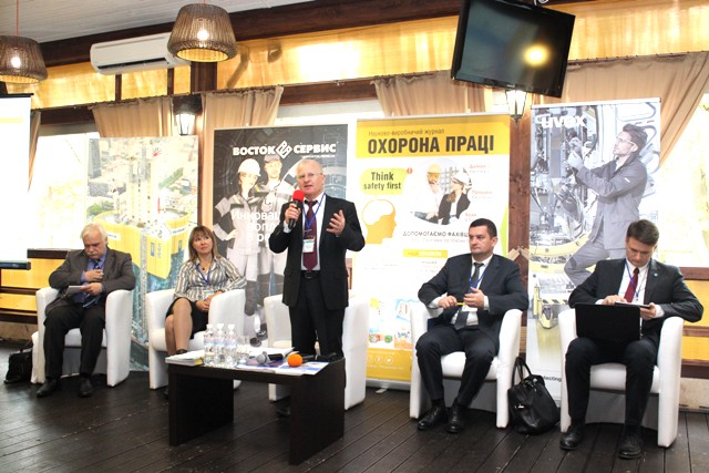 Відбулась перша будівельна конференція «Безпека праці в будівництві: управління ризиками»