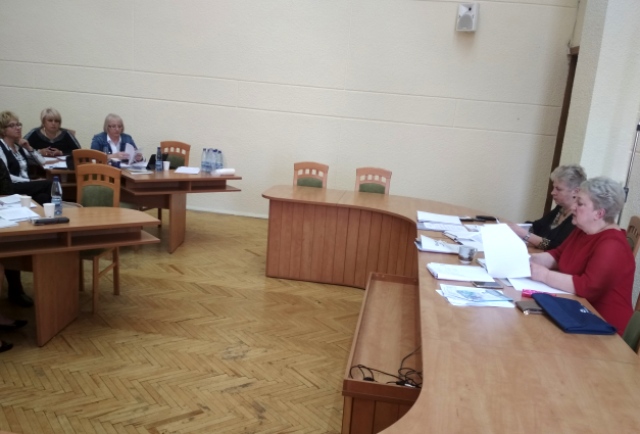 Правам працівників торгівлі – надійний захист профспілок  