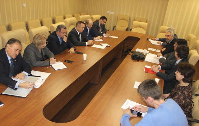 Глобальні профспілки наголошують на пріоритетності розвитку української економіки  
