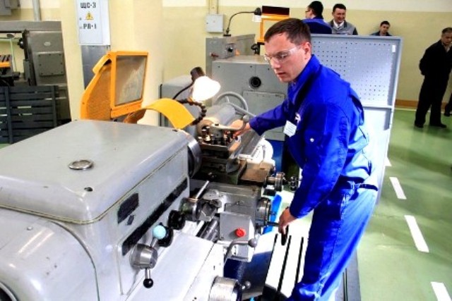 Чому у нас дефіцит робочих кадрів?