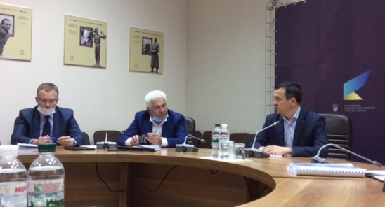 Григорій Осовий: «Долати негаразди в економіці потрібно спільними і скоординованими зусиллями»
