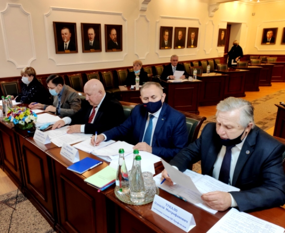 Працювати на благо людей