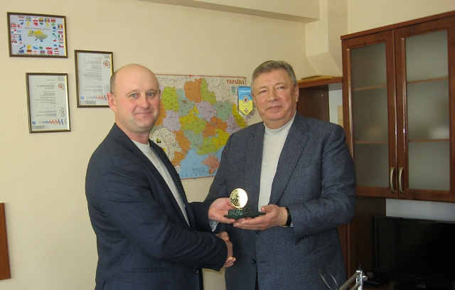 РІВНЕ: Зразкове соціальне партнерство – результат багаторічної взаємодії сторін