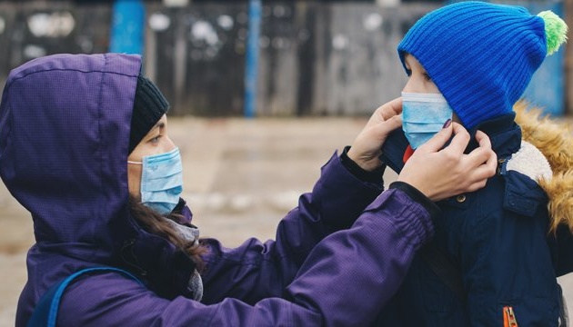 Захворюваність на Covid-19 в Україні в межах прогнозованої