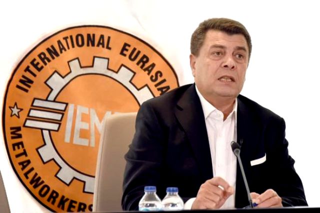Певрул Кавлак: «Члени профспілки переживають цей період з меншими втратами»