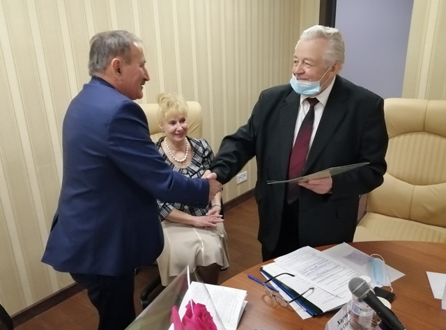 ДОСВІД ПОКОЛІНЬ. Валентин Кононенко: «завжди думати: що можна зробити кращого для людей?»