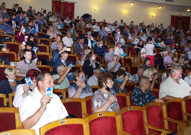 ЗВІТИ І ВИБОРИ. Відбувся VII З'їзд Профспілки металургів і гірників України 