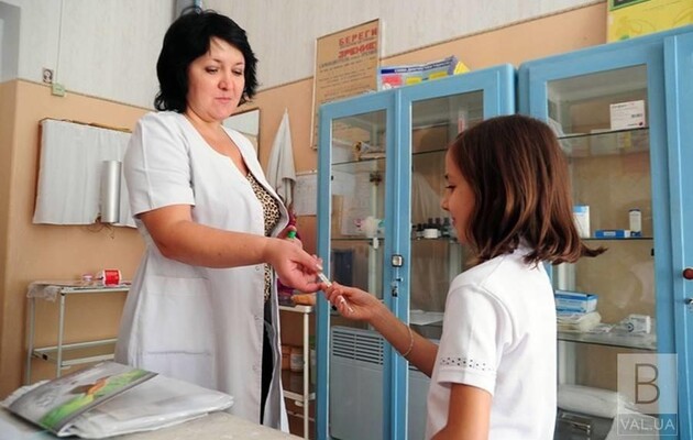 Заплановане підвищення окладів шкільних медиків 