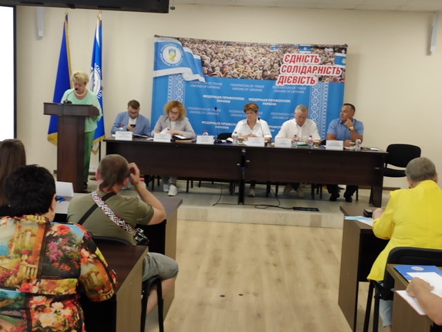 Спільно з соціальними партнерами ефективно захищати права працівників культури