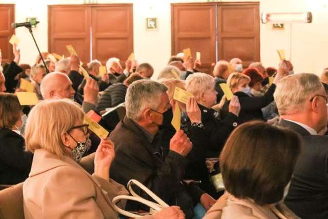 Конференція Голосування