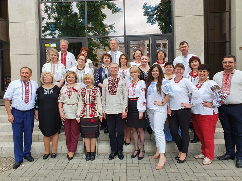 Сьогодні - Всесвітній день вишиванки