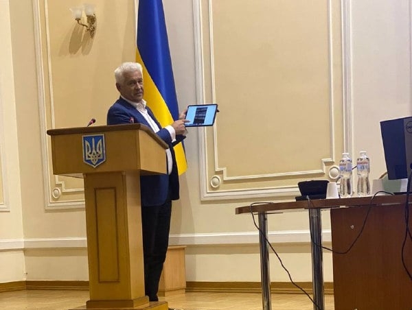 ГОВОРЯТЬ УЧАСНИКИ ЗАСІДАННЯ НТСЕР. Дмитро Олійник, Голова Федерації роботодавцв України: «Вірю, що консолідація наших спільних зусиль, ефективна співпраця усіх трьох сторін соціально-економічного діалогу допоможуть досягти спільної мети - добробуту для в