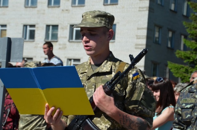 Трудові права та гарантії українців, які були призвані на військову службу під час мобілізації, на особливий період та із числа резервістів