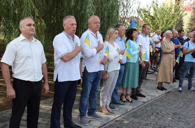 У ЗАКАРПАТТІ З УЧАСТЮ ПРОФСПІЛОК ВІДЗНАЧИЛИ ДЕНЬ ДЕРЖАВНОГО ПРАПОРА