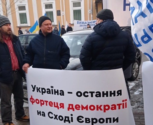 КИЇВЩИНА. Профспілки встали на захист прав українських перевізників