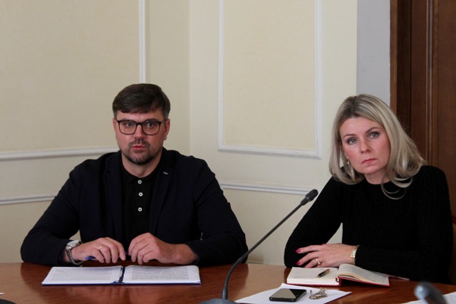 ХМЕЛЬНИЧЧИНА. Відбулось засідання територіальної тристоронньої соціально-економічної ради