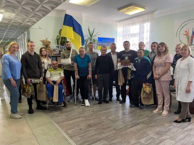 Святковий коровай для Захисників