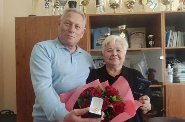У Закарпатті найвищу нагороду Федерації профспілок України вручено Людмилі Трофимчук 