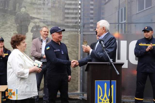 Рятувати  - їхня професія