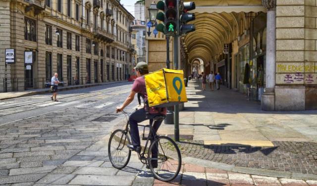 Glovo оштрафоване на 80 мільйонів євро через порушення трудового законодавства