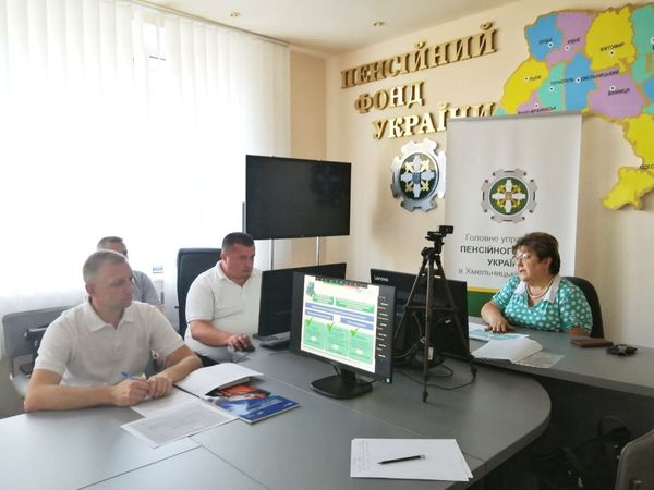ХМЕЛЬНИЧЧИНА. Семінар щодо забезпечення громадського контролю за охороною праці