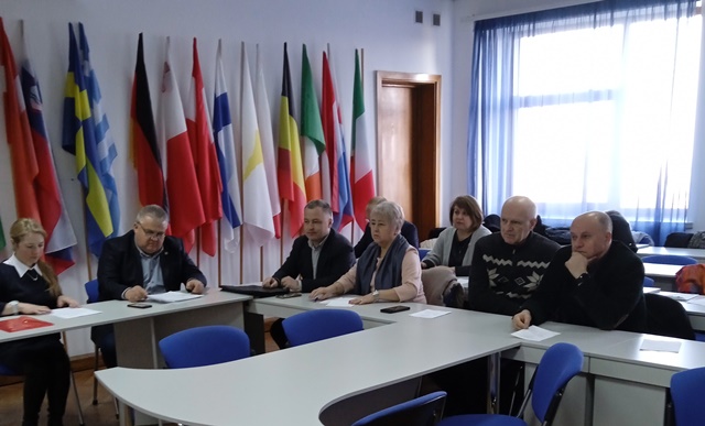 ПРИКАРПАТТЯ: Соціальні партнери намагаються впливати на вирішення надскладних проблем 