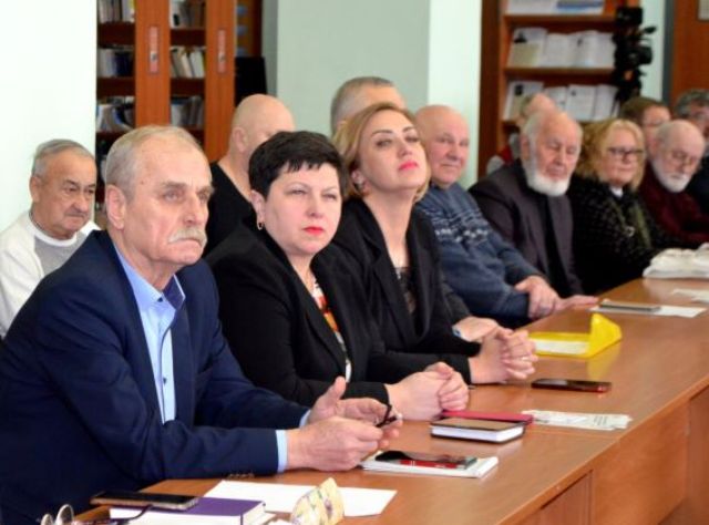 Профспілки Вінниччини провели круглий стіл до річниці повномасштабного  вторгнення рф в Україну